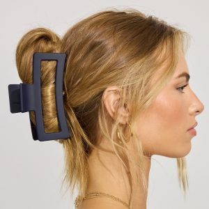 Oversized Rectangle Claw Clip