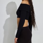 100076703_06V_alt2_1920x2880-1