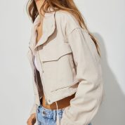 100078975_3T8_alt2_1920x2880-1