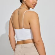 100082121_04N_alt2_1920x2880-1