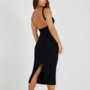 100082371_06V_alt3_1920x2880-1