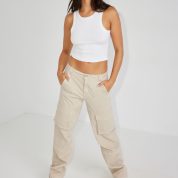 100082866_3OS_alt1_1920x2880-2