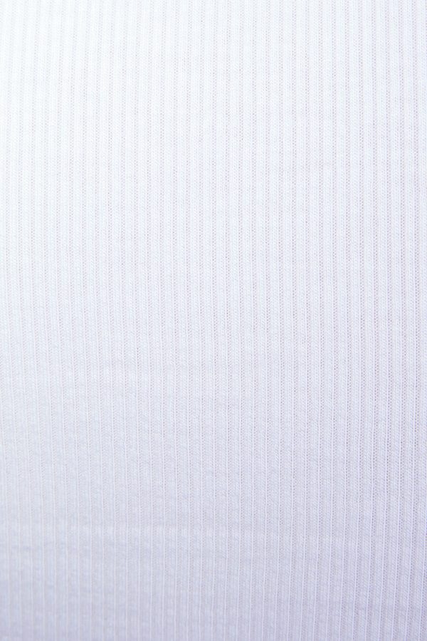 100085007_04N_alt5_1920x2880-1