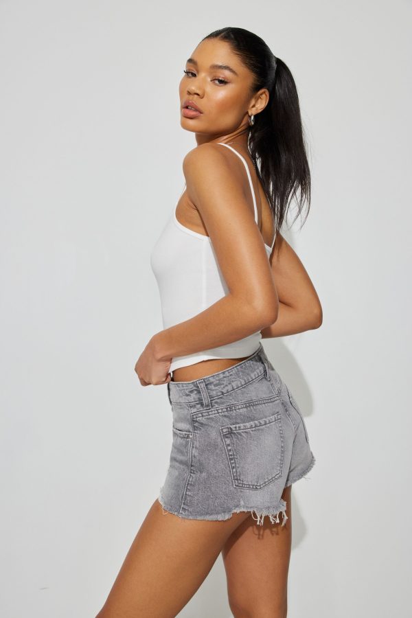 100085884_07N_alt1_1920x2880-1