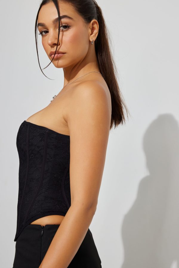 100086065_06V_alt2_1920x2880-1