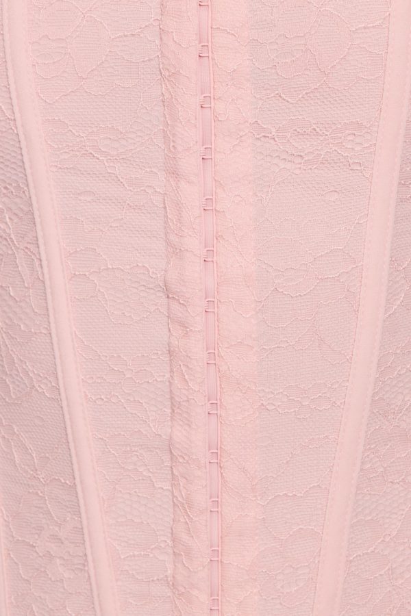 100086065_6NE_alt3_1920x2880-1