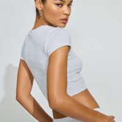 100086582_7U4_alt3_1920x2880-1