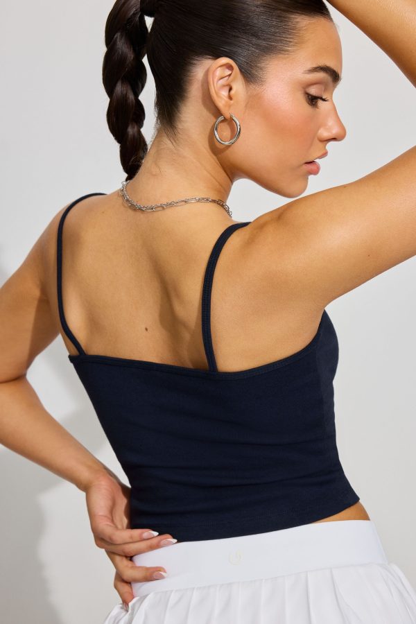 100086619_7J6_alt3_1920x2880-1