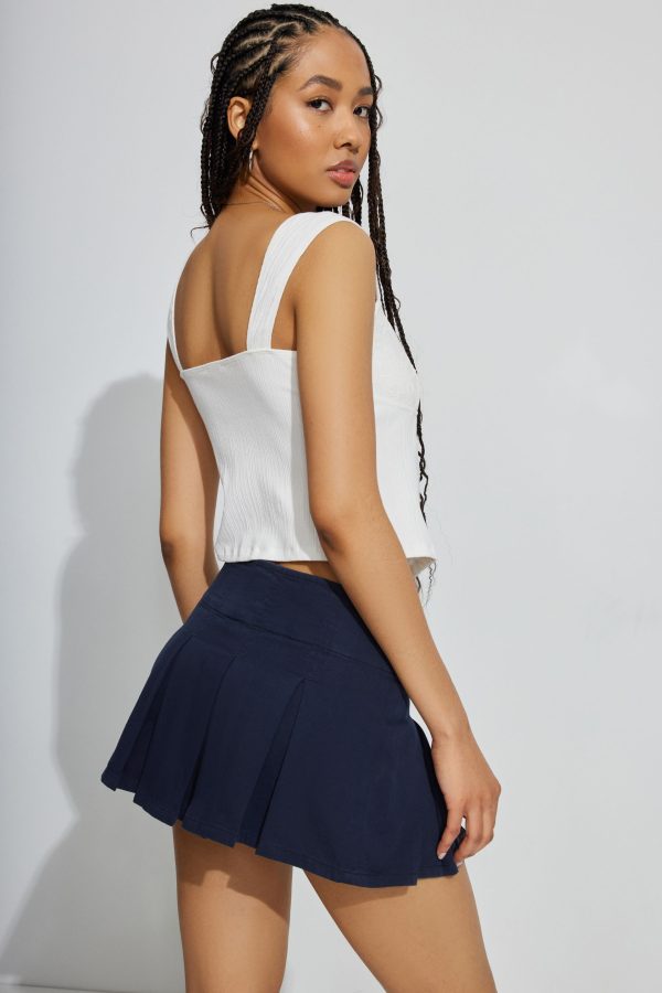 100087601_06G_alt2_1920x2880-1