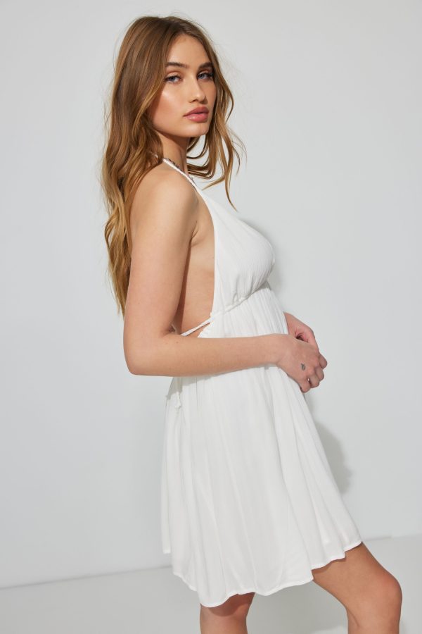 100087660_03G_alt2_1920x2880-1