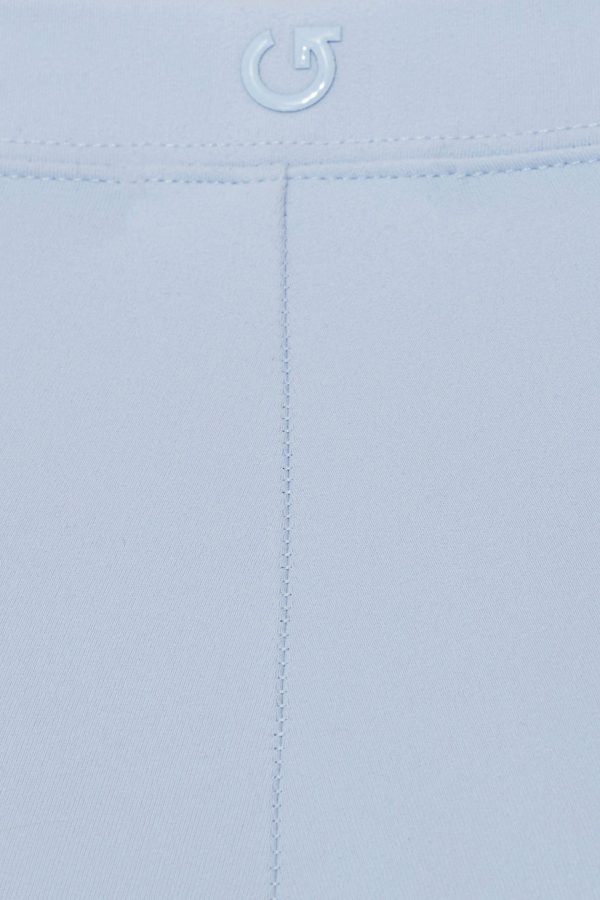 100087738_0AP_alt3_1920x2880-1