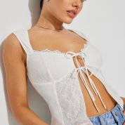 100087856_03G_alt1_1920x2880-1