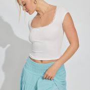 100087922_3Y2_alt3_1920x2880-1