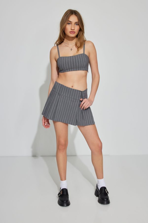 100088348_7C1_alt2_1920x2880-1