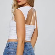 100088860_04N_alt4_1920x2880-1