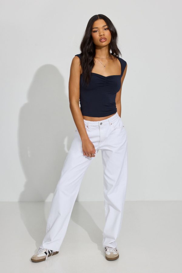 100088860_06G_alt1_1920x2880-1
