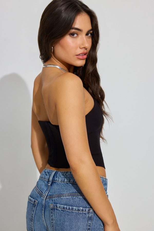 100089337_06V_alt3_1920x2880-1