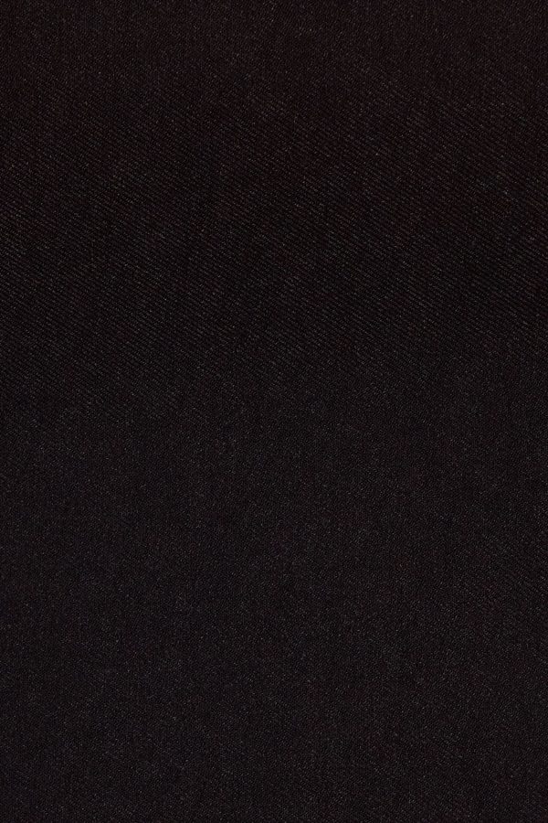 100089337_06V_alt4_1920x2880-1