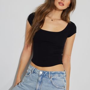 Pamela Scoop Neck Tee