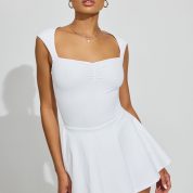 100089408_04N_alt1_1920x2880-1