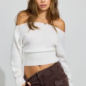 100089651_03G_1920x2880-1