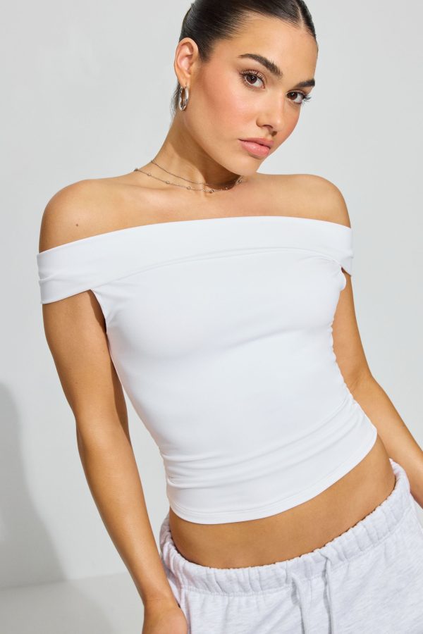 100089787_04N_alt2_1920x2880-1
