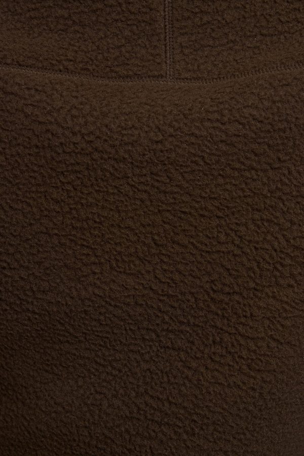 100089813_4DD_alt4_1920x2880-1