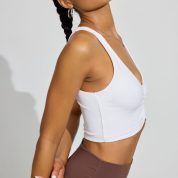 100090007_04N_alt3_1920x2880-1