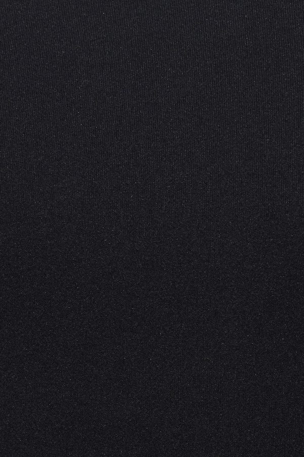 100090007_06V_alt4_1920x2880-1