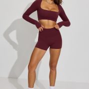 100090133_05P_alt1_1920x2880-1
