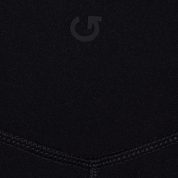 100090152_06V_alt3_1920x2880-1