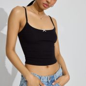 100090165_06V_1920x2880-1