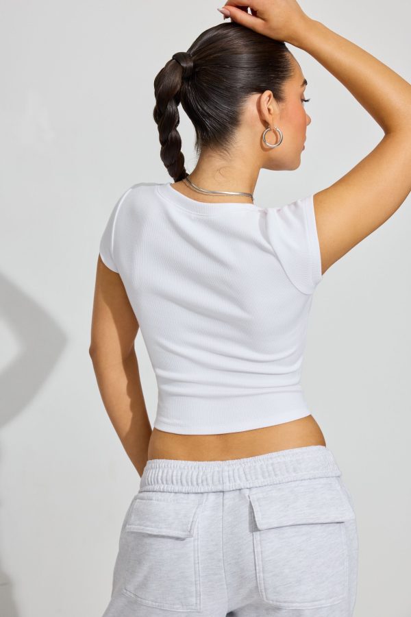 100090199_04N_alt2_1920x2880-1