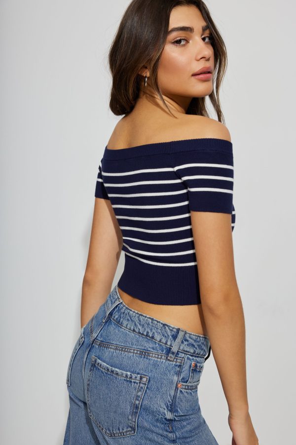 100090236_6SM_alt2_1920x2880-1