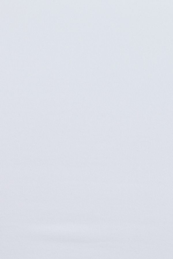 100090283_04N_alt4_1920x2880-1