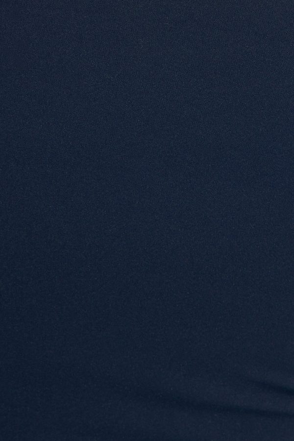 100090427_83T_alt3_1920x2880-1