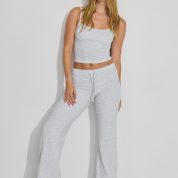 100090494_18X_1920x2880-1