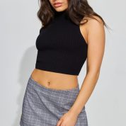 100090686_06V_alt1_1920x2880-1