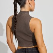 100090686_0V6_alt2_1920x2880-1