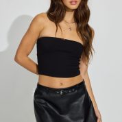 100090872_06V_alt1_1920x2880-1