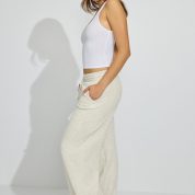 100090943_7TN_alt1_1920x2880-1