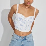 100091054_7BF_1920x2880-1