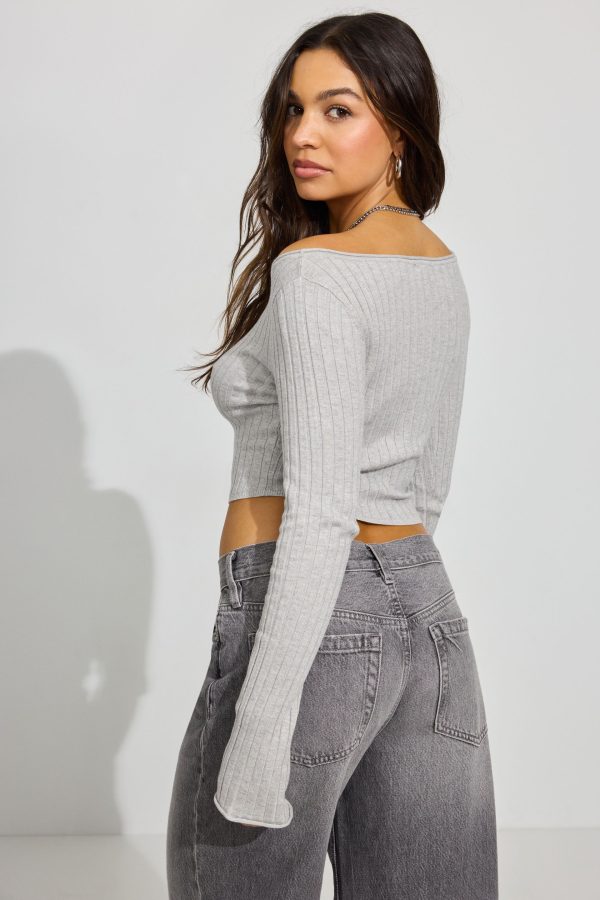 100091129_18X_alt3_1920x2880-1