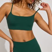 100091530_7N6_1920x2880-1
