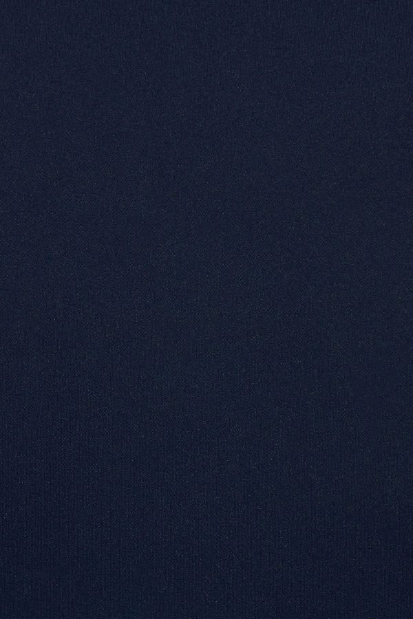 100091765_06G_alt4_1920x2880-1