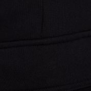 100091918_06V_alt3_1920x2880-1