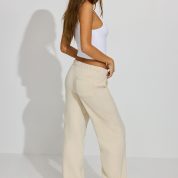 100091920_7L9_alt3_1920x2880-1