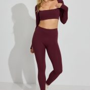 100091983_05P_alt1_1920x2880-1
