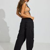 100092146_06V_alt3_1920x2880-1