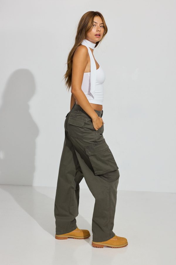 100092146_7RW_alt2_1920x2880-1